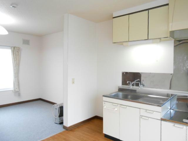 ＴＹハウスの居間・リビング