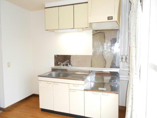 ＴＹハウスの居間・リビング