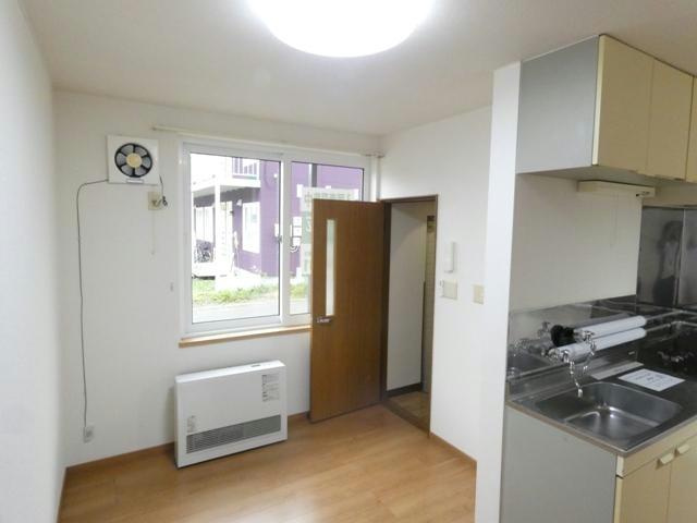 シップスシェリーの居間・リビング