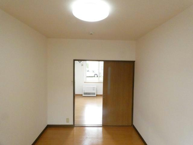 シップスシェリーの居間・リビング