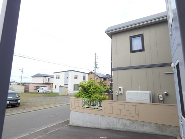 アーバンヒルズの周辺