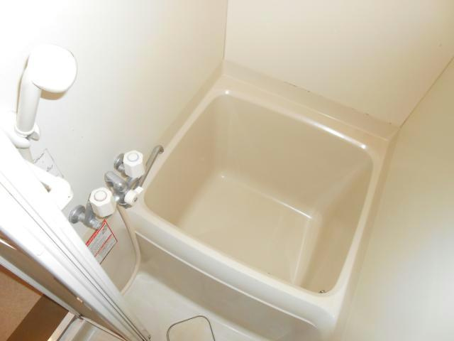 コーポサクラの浴室