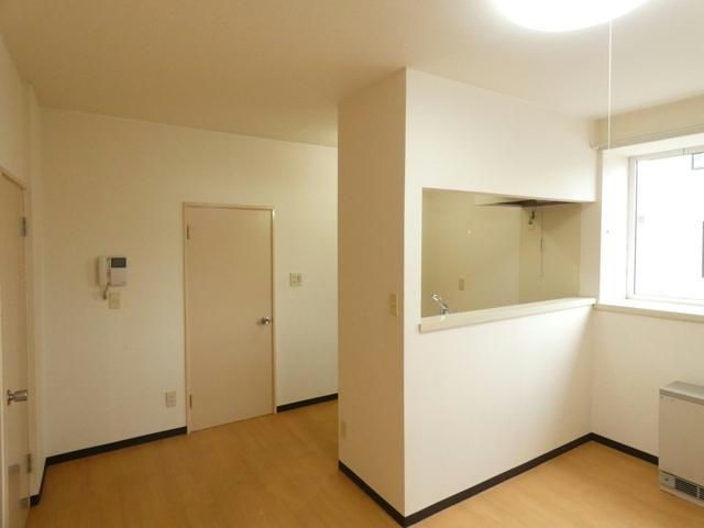 レディパーパスコアの居間・リビング