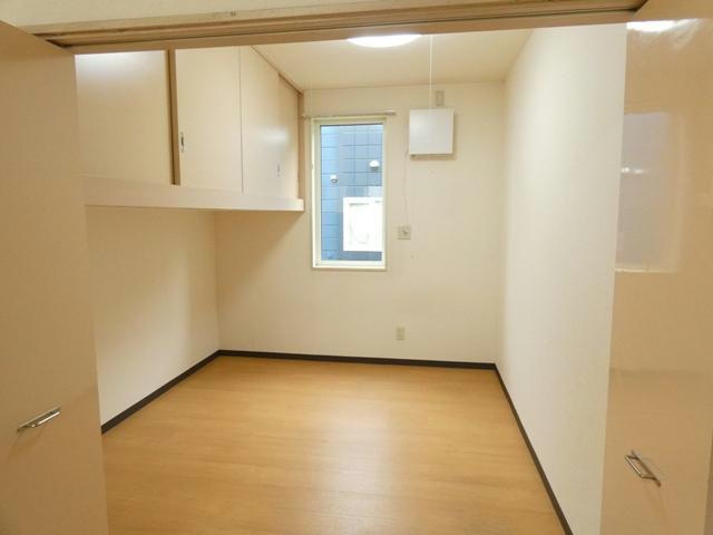 レディパーパスコアの居間・リビング