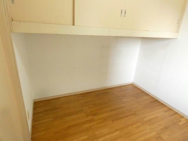 レディパーパスコアの居間・リビング