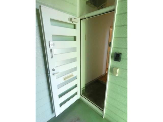 レディパーパスコアの玄関