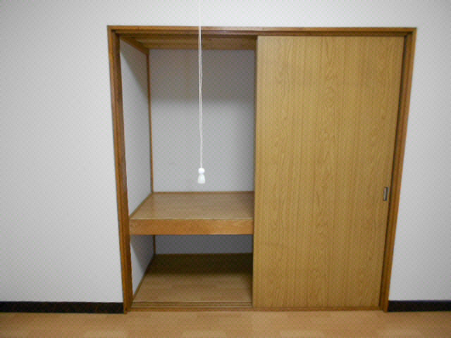 喜代丸ハイツの収納
