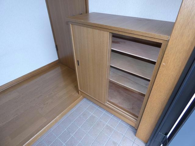 メイプルタウンルベルの玄関