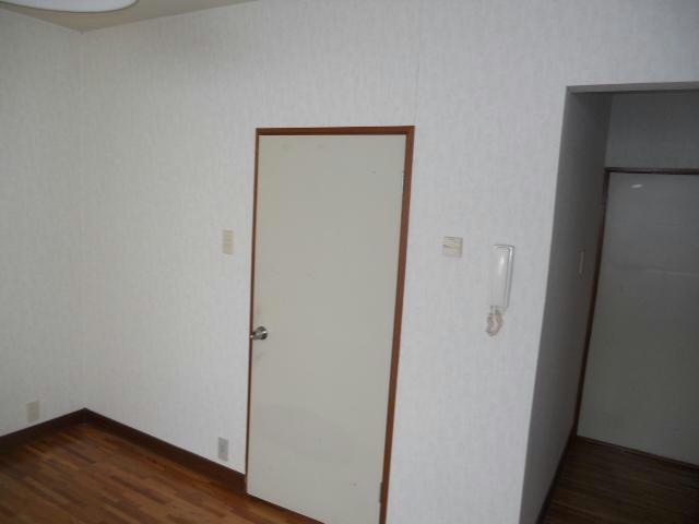 Ｇｒｅｅｎ　ｃｏｕｒｔの居間・リビング