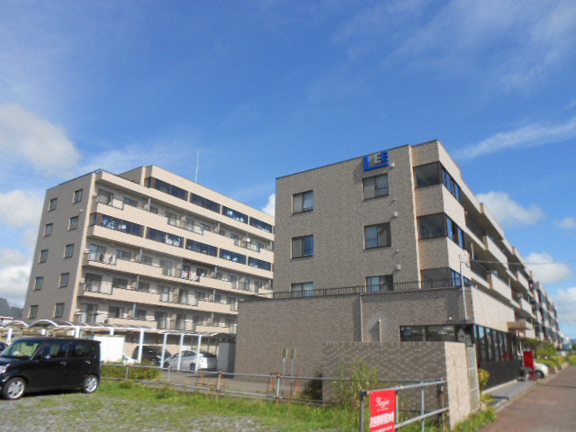 芦野マンション４号棟の外観