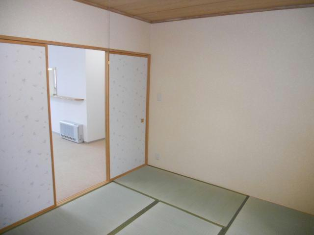 芦野マンション３号棟の居間・リビング