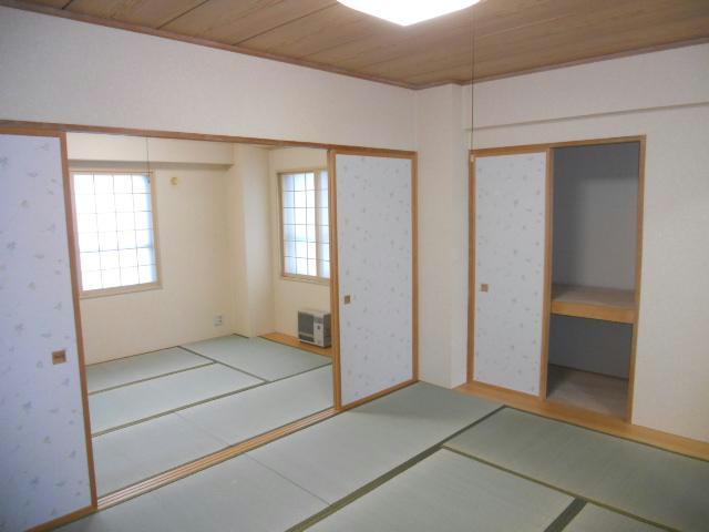 芦野マンション３号棟の居間・リビング