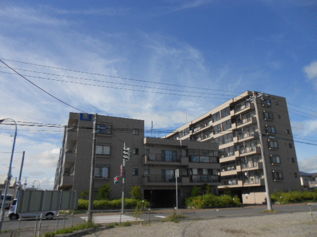 芦野マンション３号棟の外観