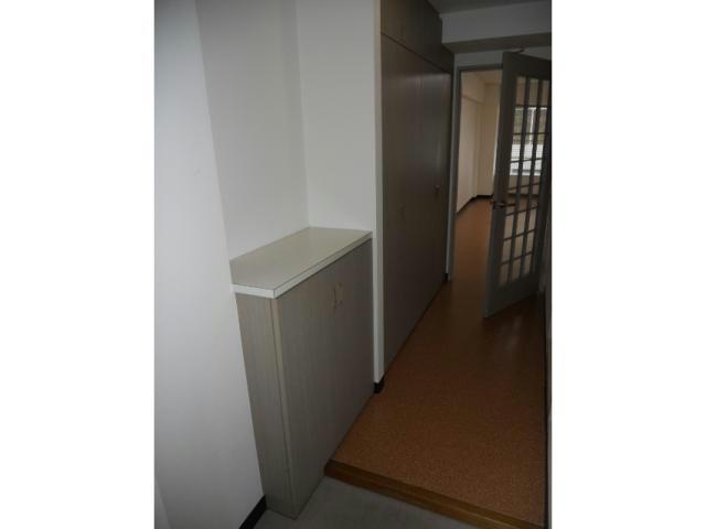 シャルマント芦野の玄関