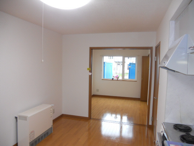 ロイヤルエステートの居間・リビング