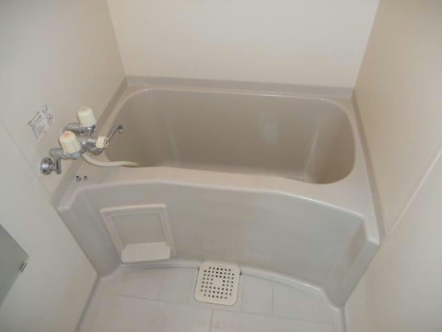 ハイツコウシンの浴室