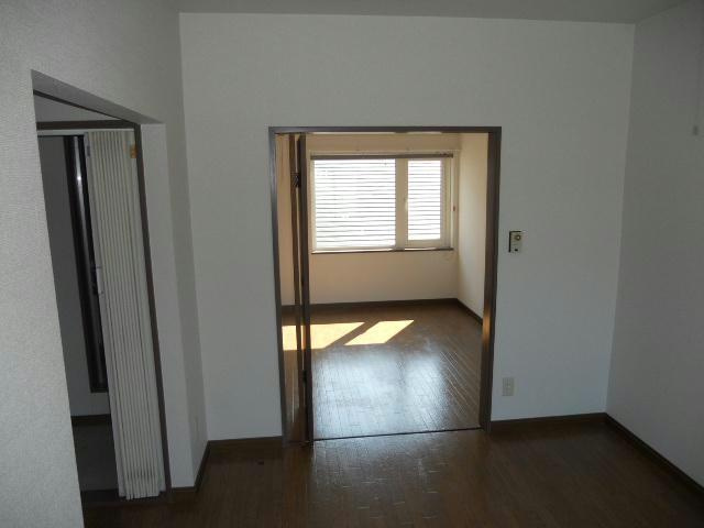 ハイツコウシンの居間・リビング