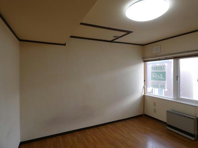 ハイツシエスタの居間・リビング