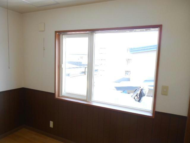 サンクスビルの居間・リビング