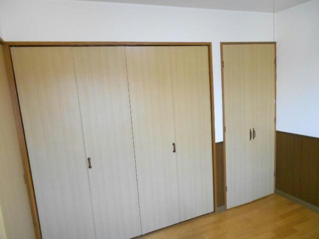 サンクスビルの居間・リビング