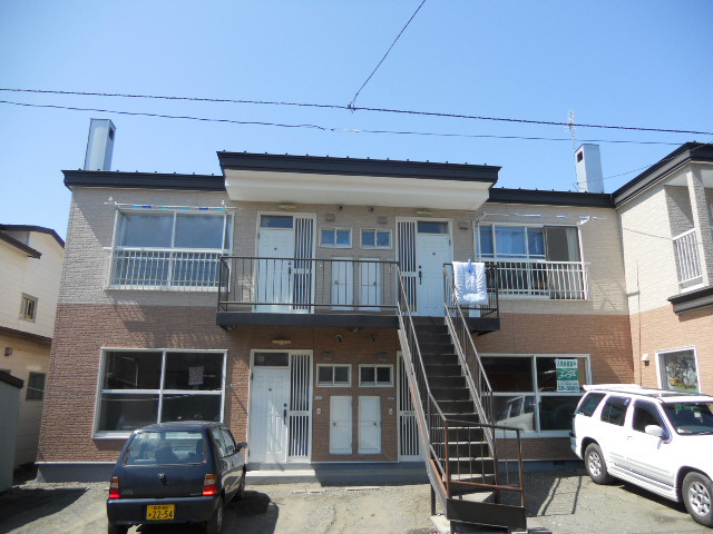 豊川パールハイツの外観