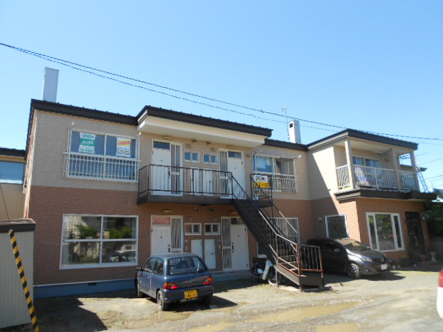 豊川パールハイツの外観