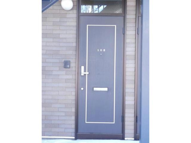 アーバンｂｙ弥生の玄関