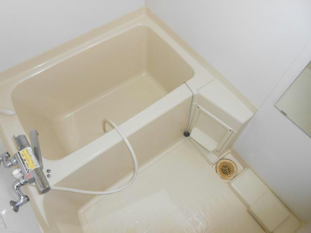 アーバンｂｙ弥生の浴室