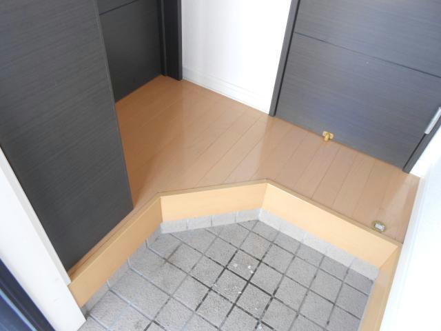 アーバンｂｙ弥生の玄関