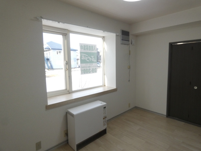 サンエイトの居間・リビング