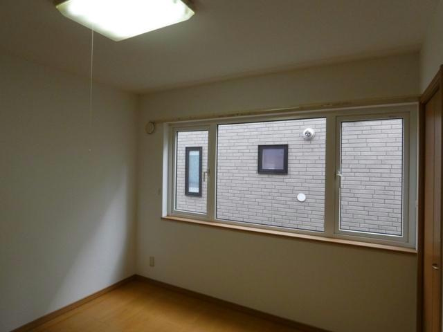 エステートｉｎアースの居間・リビング