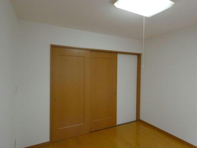 エステートｉｎアースの居間・リビング