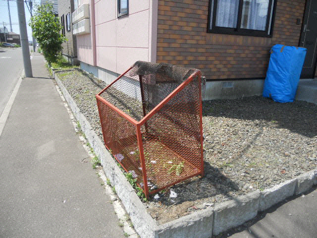 エステートｉｎアースの周辺