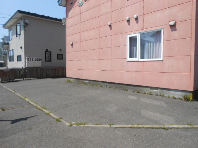 ひまわりハイツⅡの駐車場