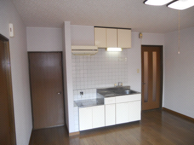 ひまわりハイツⅡの居間・リビング