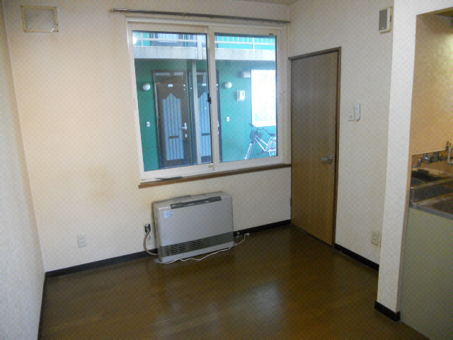 ファーストハイツの居間・リビング