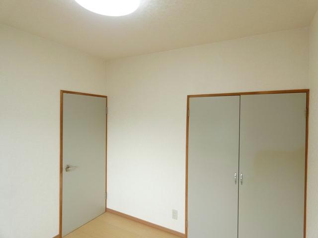 グレイヒルズＡの居間・リビング