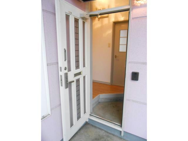 エステートインかれんとの玄関