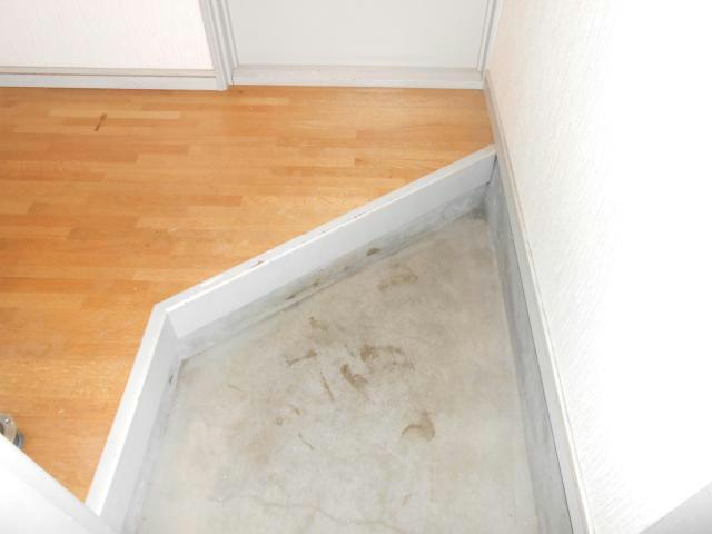 エステートインかれんとの玄関