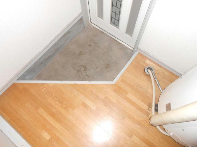 エステートインかれんとの玄関