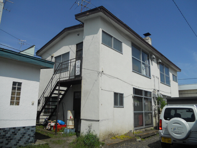川端マンションの外観
