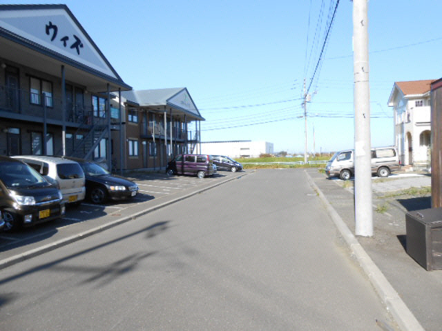 ウィズの駐車場