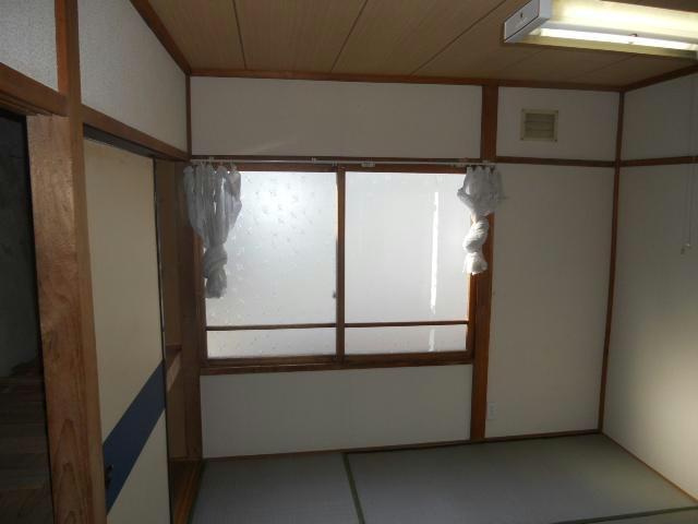 広沢ハイツの居間・リビング