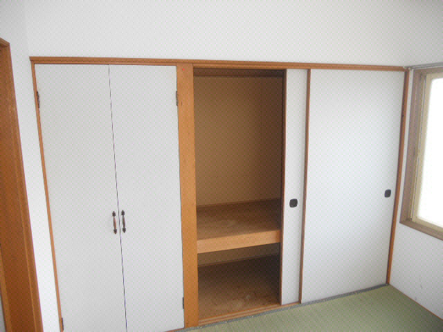 竹栄ハイツの収納