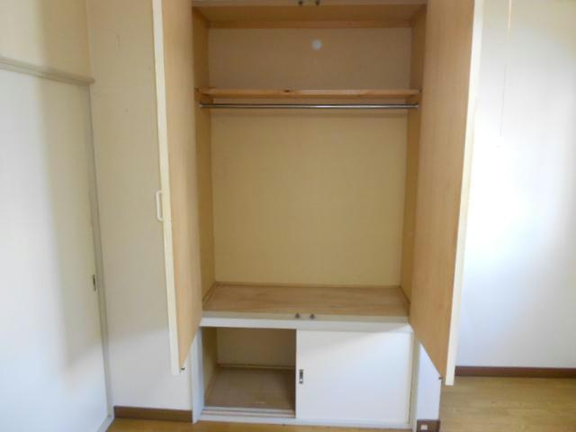 エスコート芦野の収納