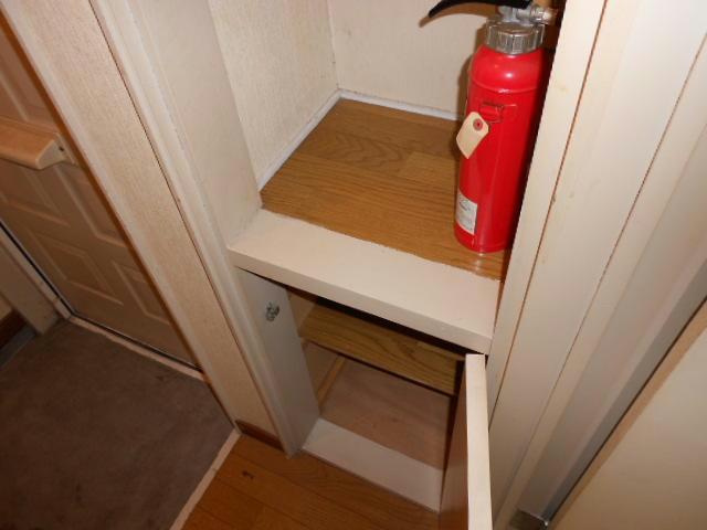 エスコート芦野の玄関