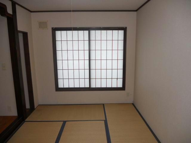 月田マンションの居間・リビング