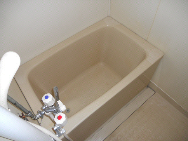 月田マンションの浴室