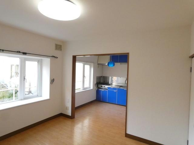 ヴィレッジ芦野の居間・リビング