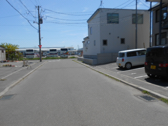 アーバンフェニックスの周辺